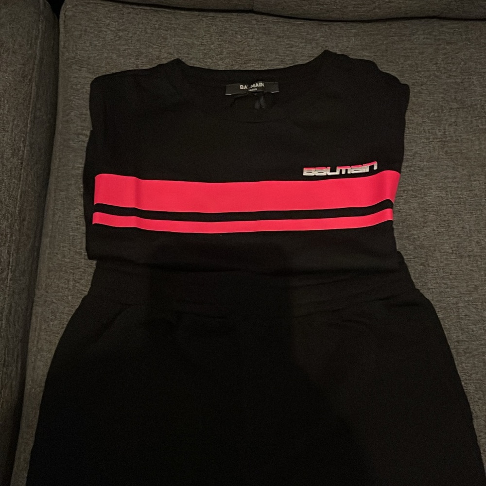 Girls Blamain skirt and Tshirt set size 8